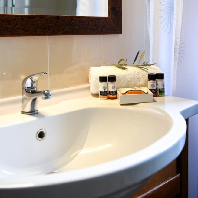 Anemi Superior Deluxe Suite Kolios Eksteriør billede